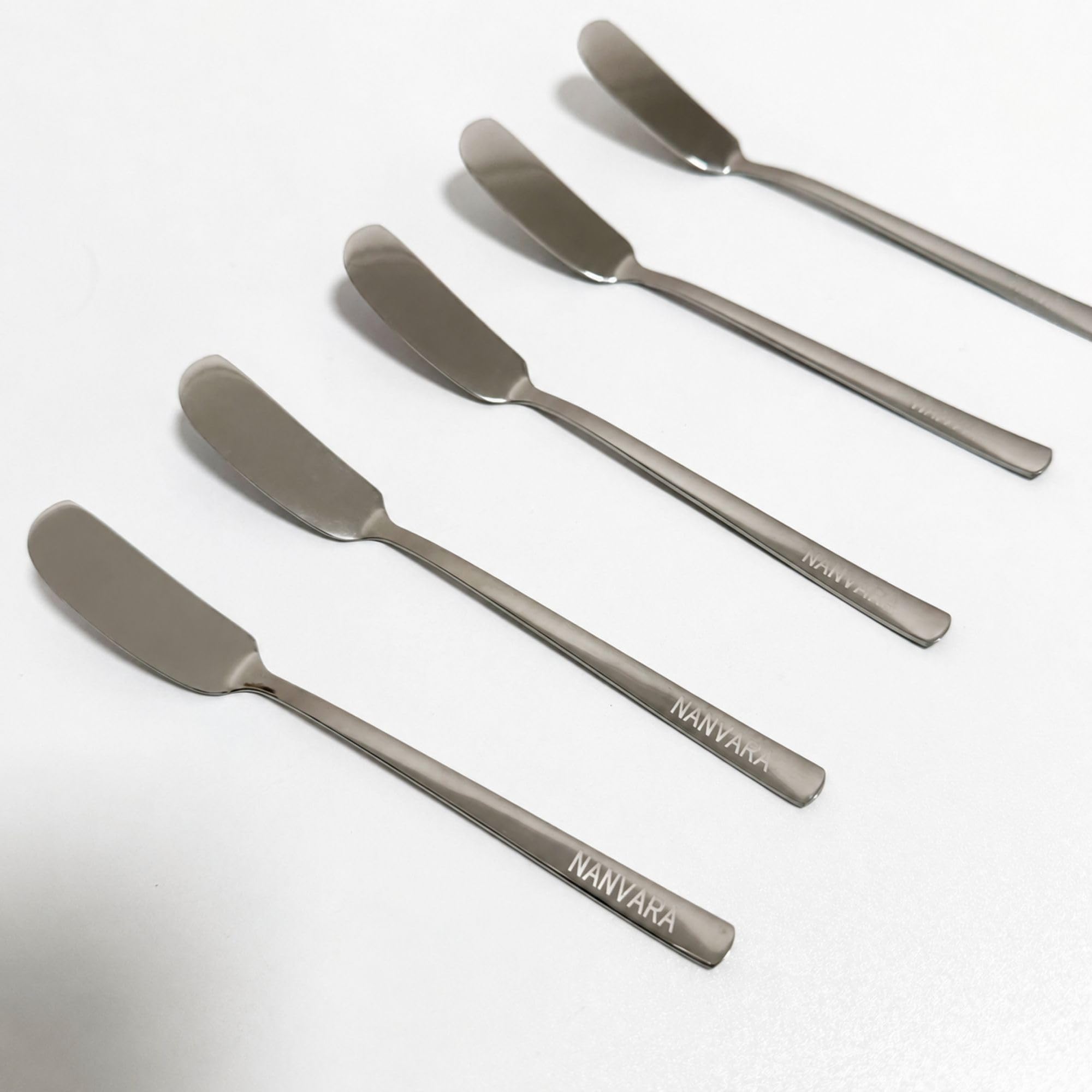 Butter spreader knife lifestyle image